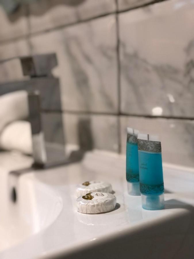 M Platinum Hotel Medina Luaran gambar
